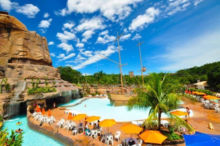 Piazza Diroma Com Acesso Ao Acqua Park Apart otel Caldas Novas Dış mekan fotoğraf